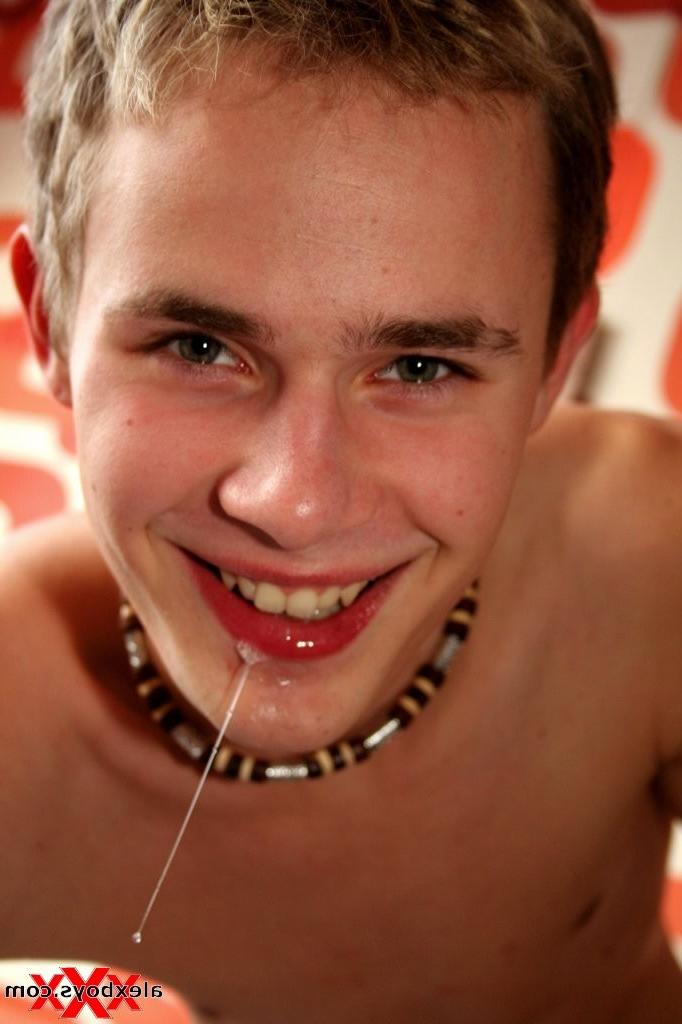 12P Teen Boy duo having sex