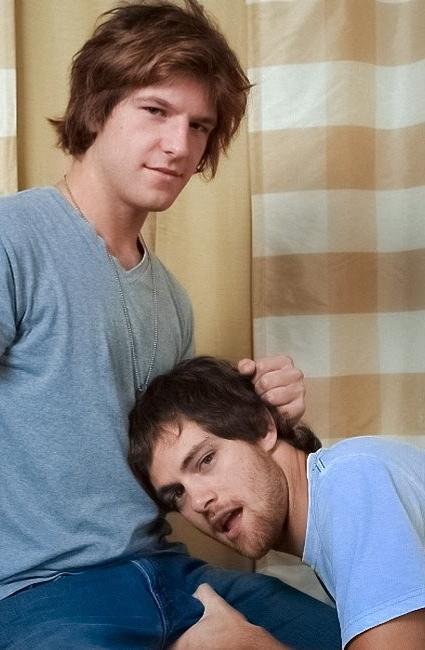 20P Two gorgeous college fellows undressing each other after classes