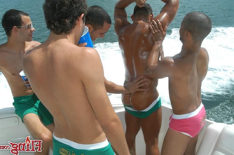 14P Come meet these horny papi boys fucking on the love boat