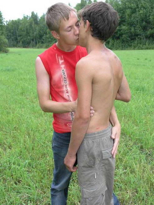 16P Cute boys get dirty on DVD movies and photos!