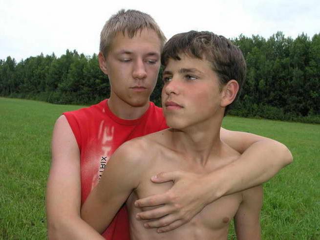 16P Cute boys get dirty on DVD movies and photos!