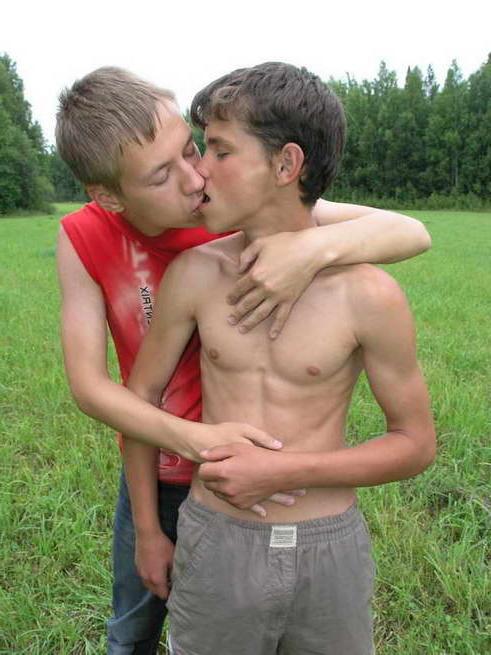 16P Cute boys get dirty on DVD movies and photos!