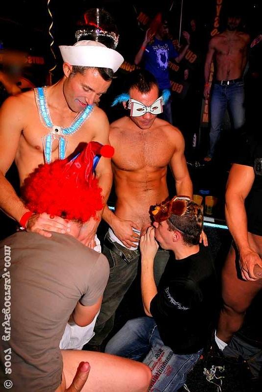 20P Euro twinks sucking strangers at a costume ball