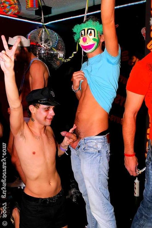 20P Euro twinks sucking strangers at a costume ball