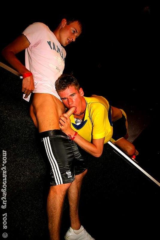 20P Sporty gays in soccer outfits go for a hole in one