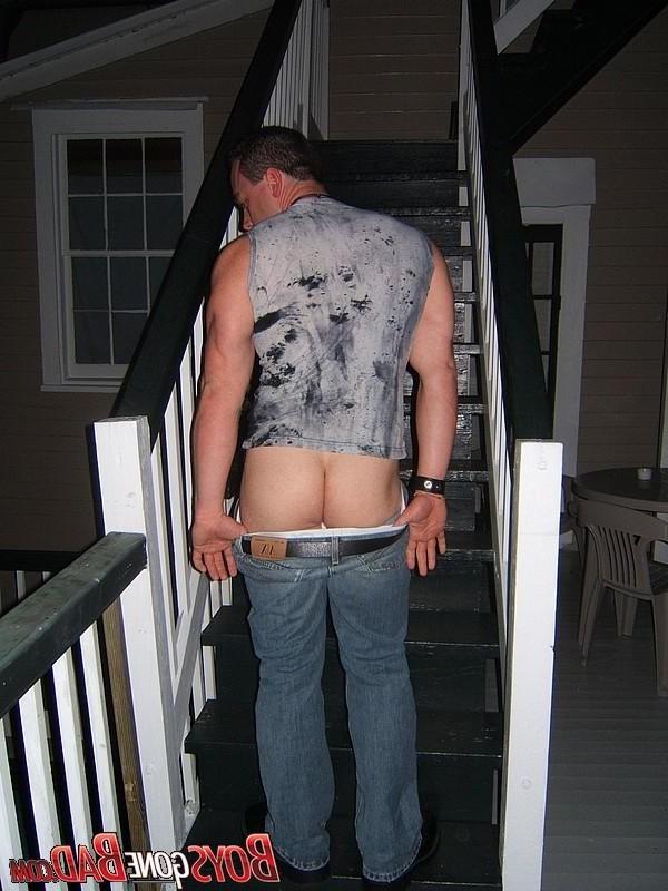 16P Drunk studs flash cock in street
