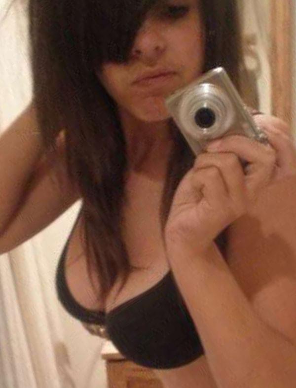 15P Group of various self-shooting gorgeous babes
