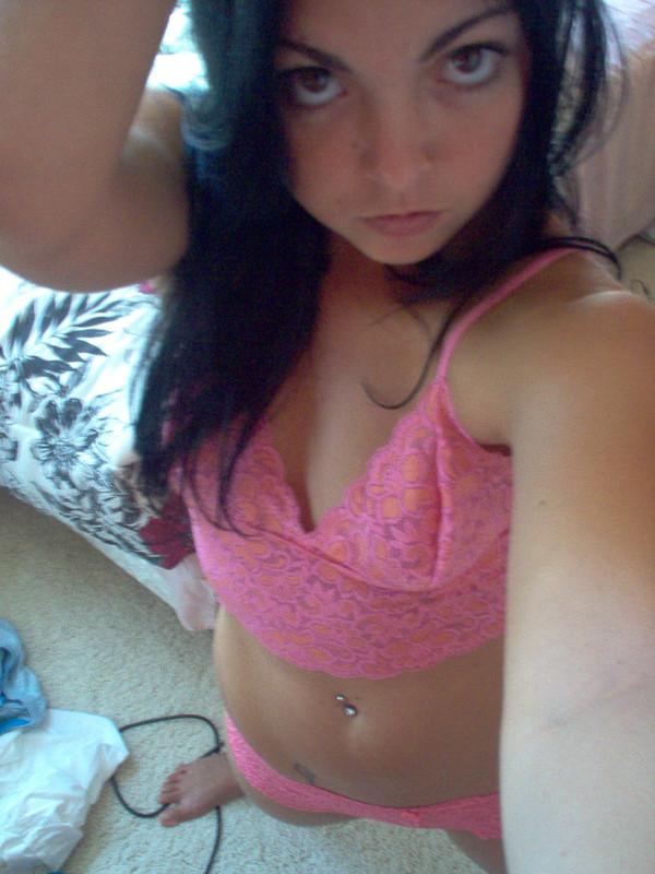 15P Loads of sexy young chicks