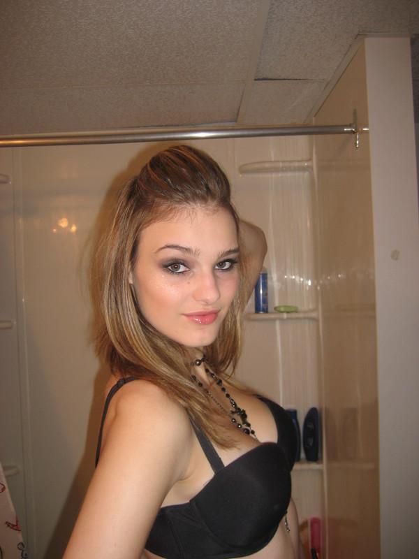 15P Collection of sexy sultry sex kittens