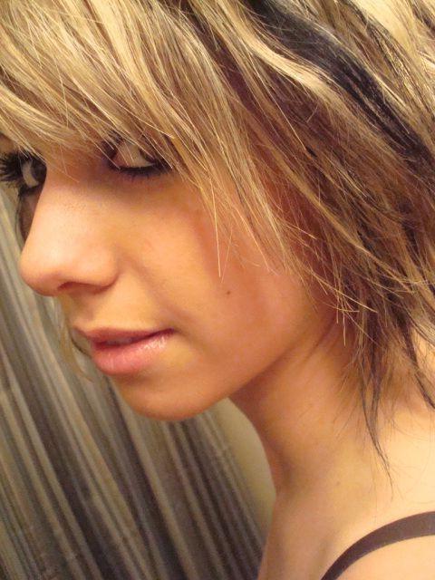 15P Photos of camwhoring sexy amateur chicks