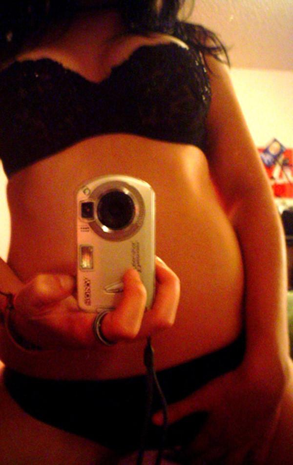 15P Babes posing and shooting