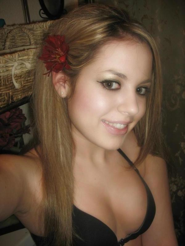 16P Amateur babes with pierced nips