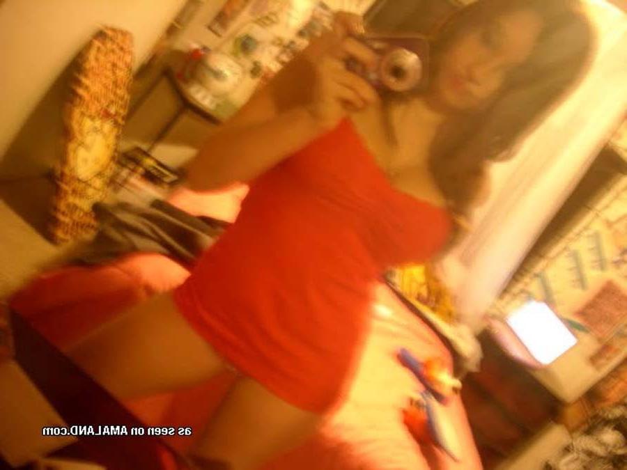 15P Selfshooting hotties