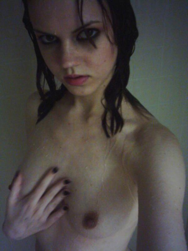 15P Loads of sexy young chicks