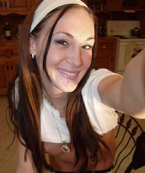 15P Cutie amateur girls showing tits and sweet pussies