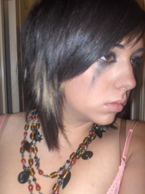 15P Many hottest amateur teens and babes posing on camera