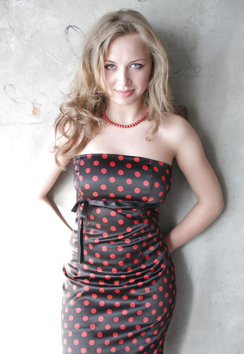 25P Tiny little dress