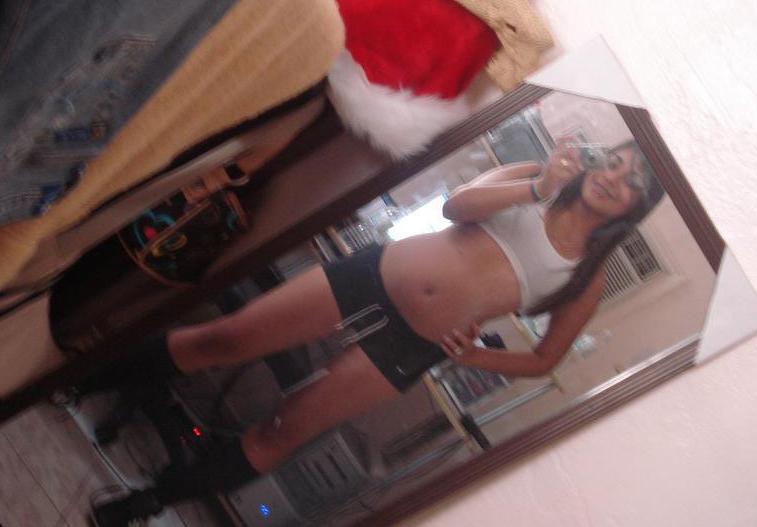 15P Cute blonde chick selfshooting