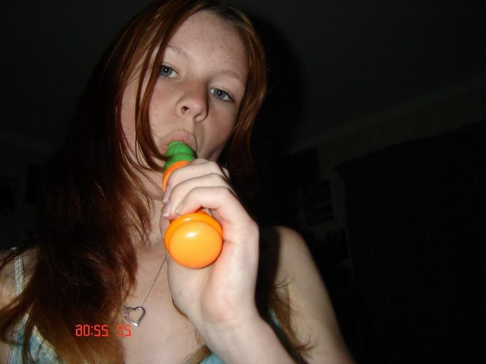 15P Spanish teen selfshooting