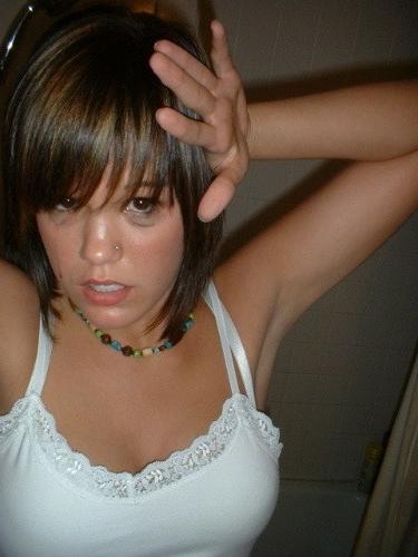 15P Naked Asian teen selfshooters