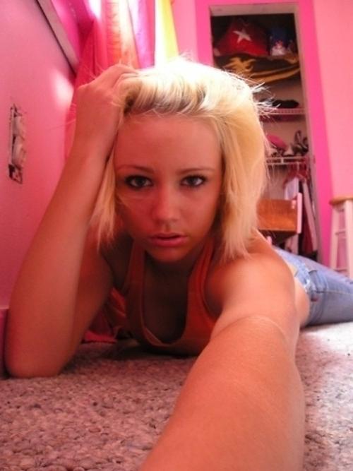 15P Super sexy selfpics