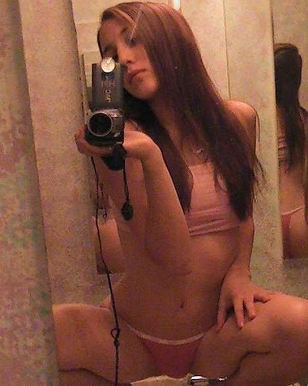 15P Loads of sexy young chicks