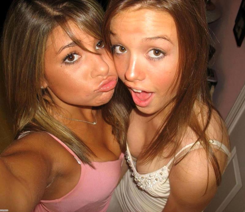 16P Pictures of a young couple fucking wildly