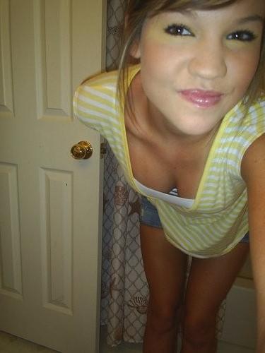 16P Lingerie and titty shots of a friend