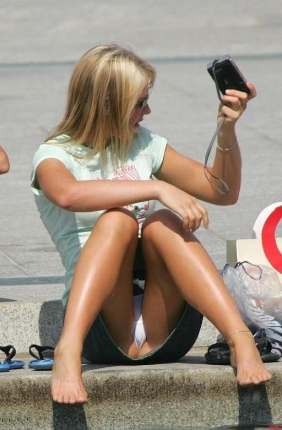 16P Photos of hot amateur creampies