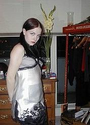 16P Hot photos of sexy brunette amateurs