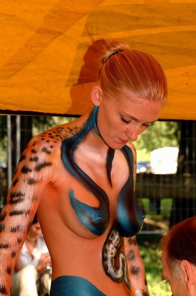 16P Amateur couples taking hot closeup pics of their fucking