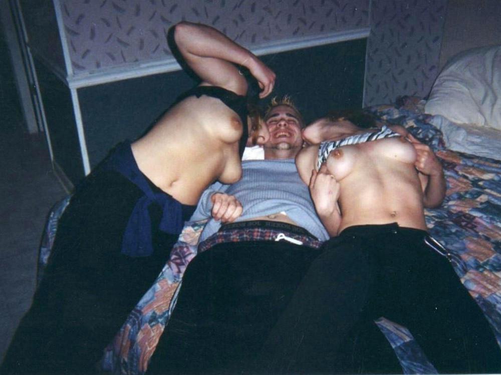 16P Amateur couples taking hot closeup pics of their fucking