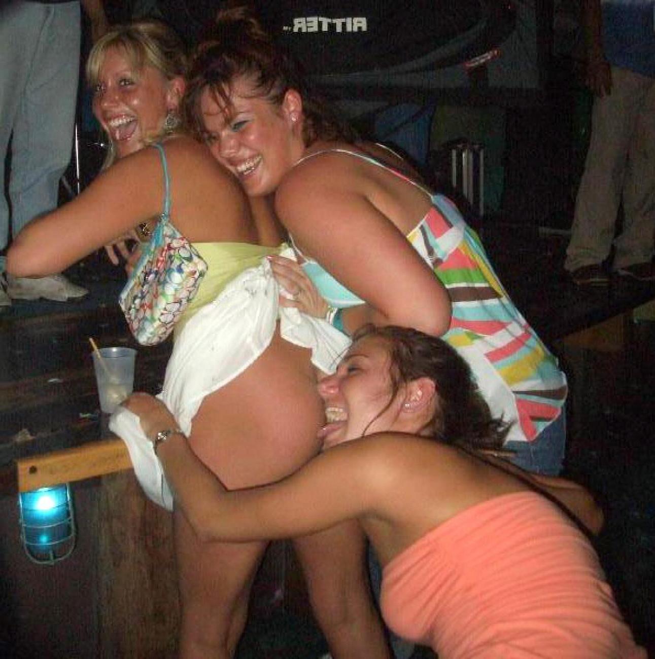 16P Hot bodied strangers give ramrods to drunk party girls