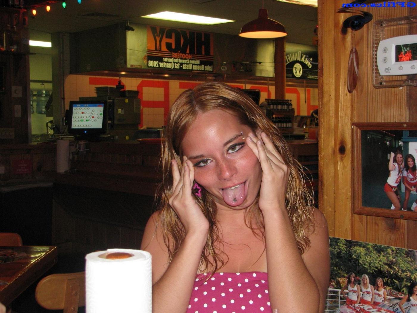 16P Candid shots of amateur drunk party girls
