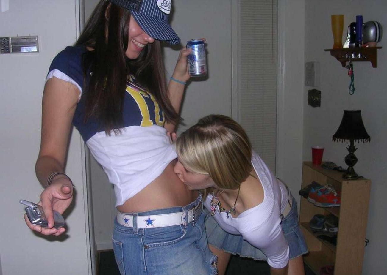 15P Pictures of intoxicated horny girlfriends