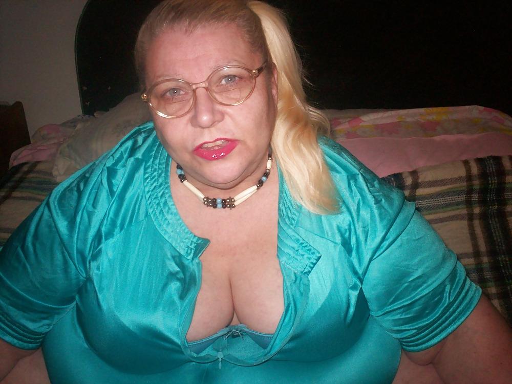 10P Sexy blue