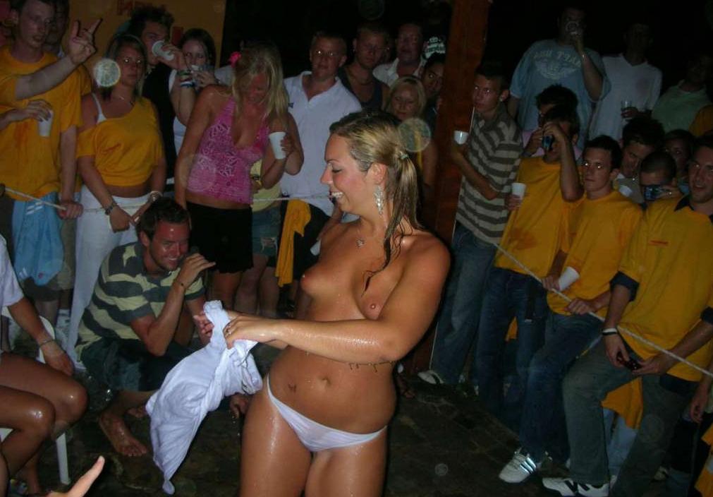 15P Sexy drunk amateur babe