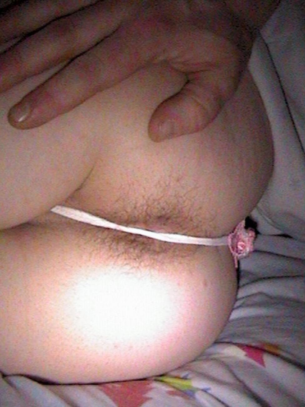 15P Trashed girlfriend gets her pussy photographed by her BF