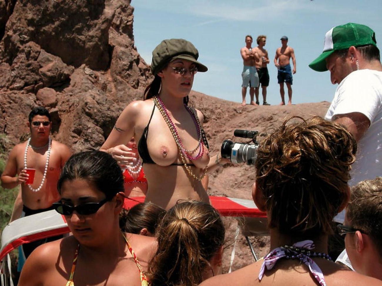 15P Drunk teen flashers having a wild time