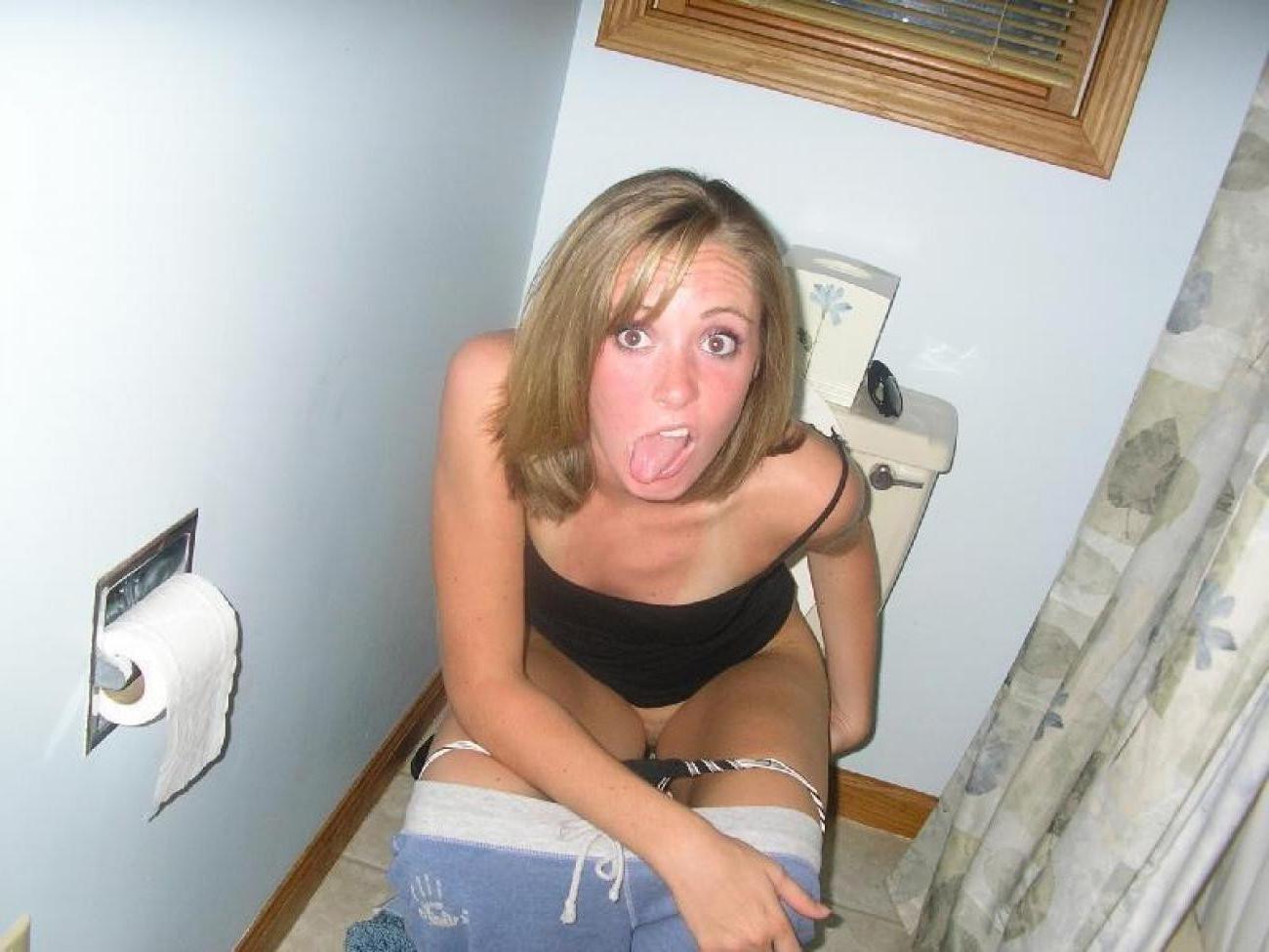 15P Dead-drunk teens caughty pissing