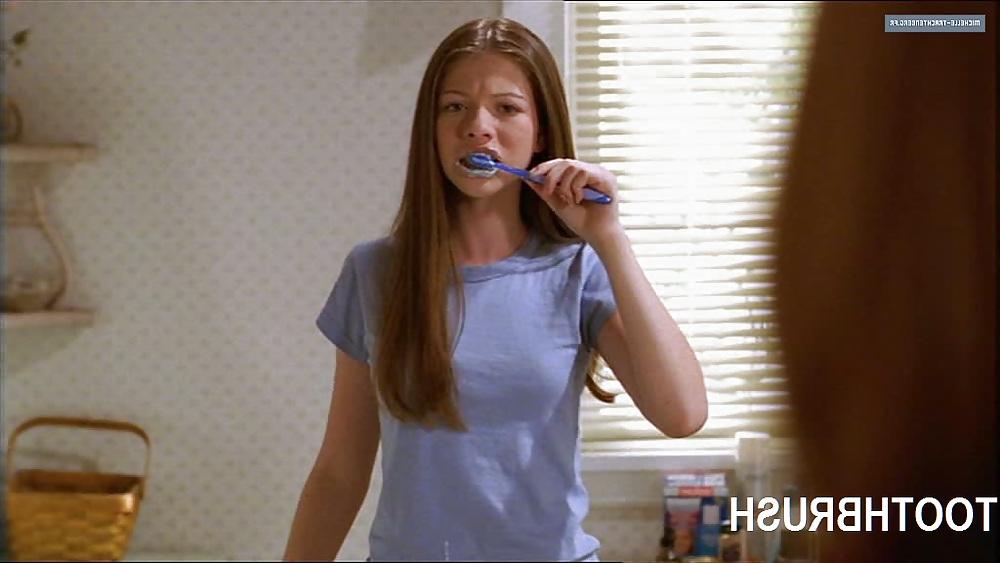 25P SEX TOYS - MICHELLE TRACHTENBERG