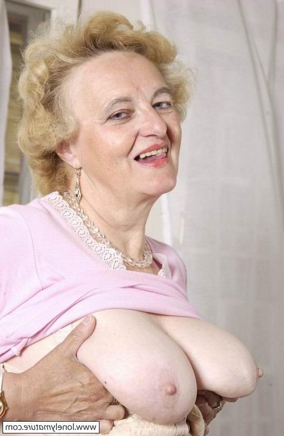 20P Hairy granny shows her wrinkled body