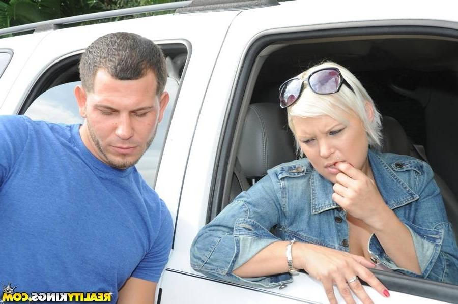 15P Busty milf lady fucked while wash her car