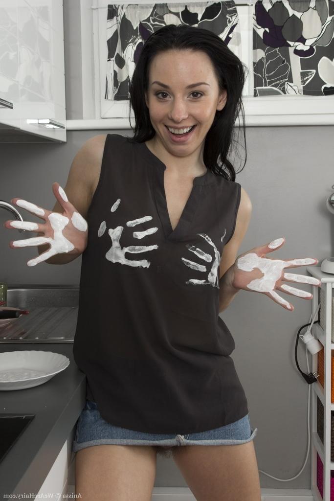 16P Anissa finishes painting and shows off sexy body 