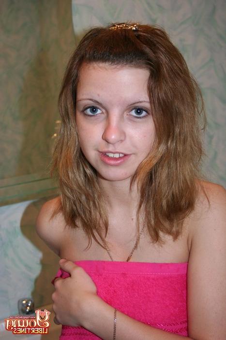 16P After reading a dirty magazine this girl gets really horny