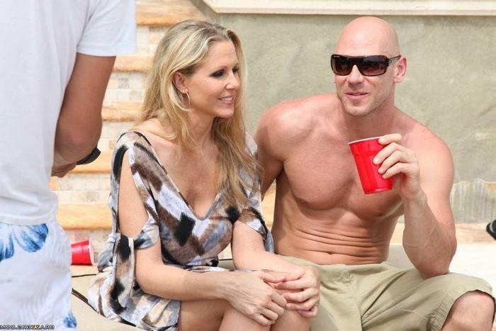 12P Pool Sex Party 