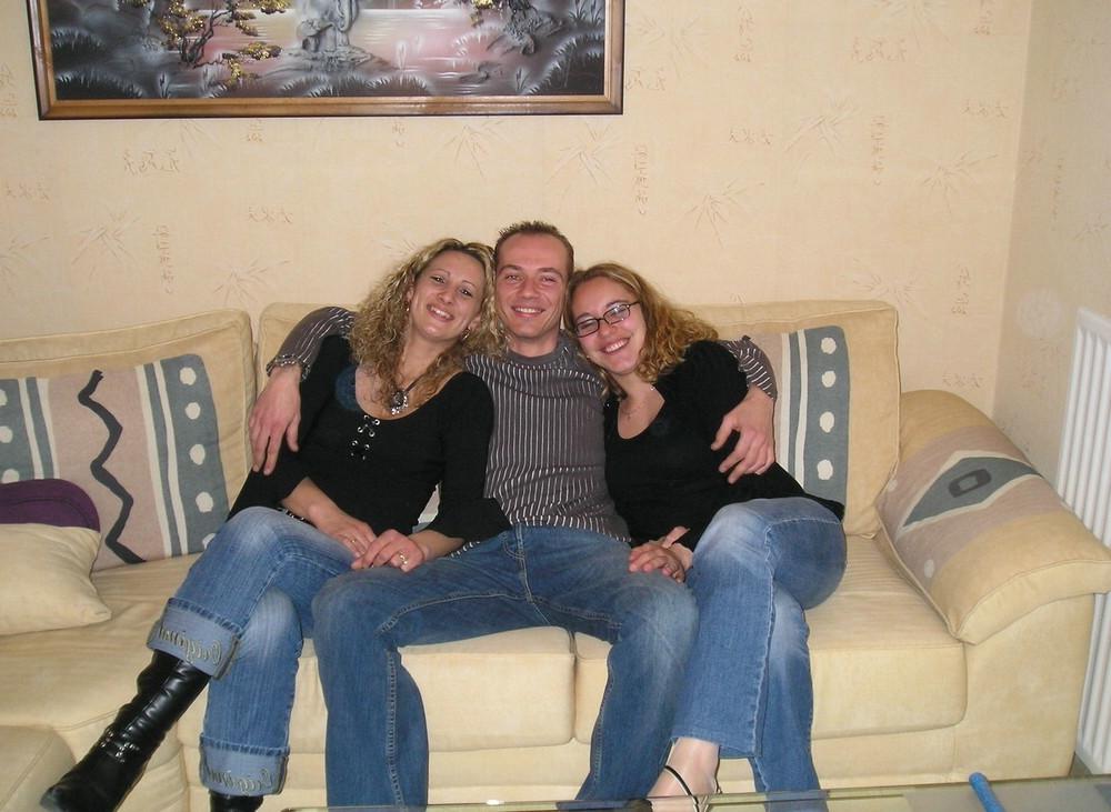 15P Drunk wife gives blowjob for lesbian friends