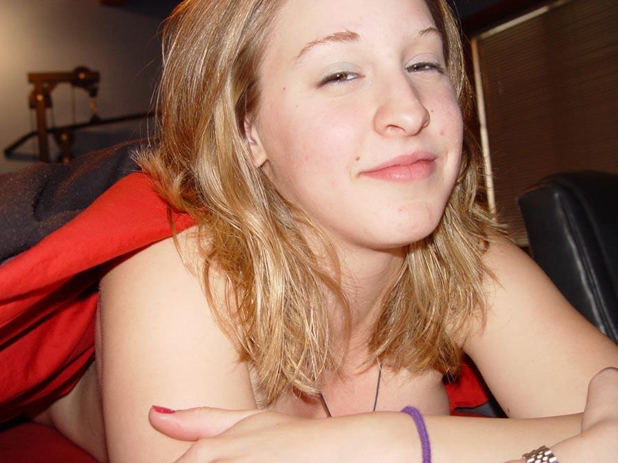 20P Amateur blonde with big tits sucking cock in her bedroom