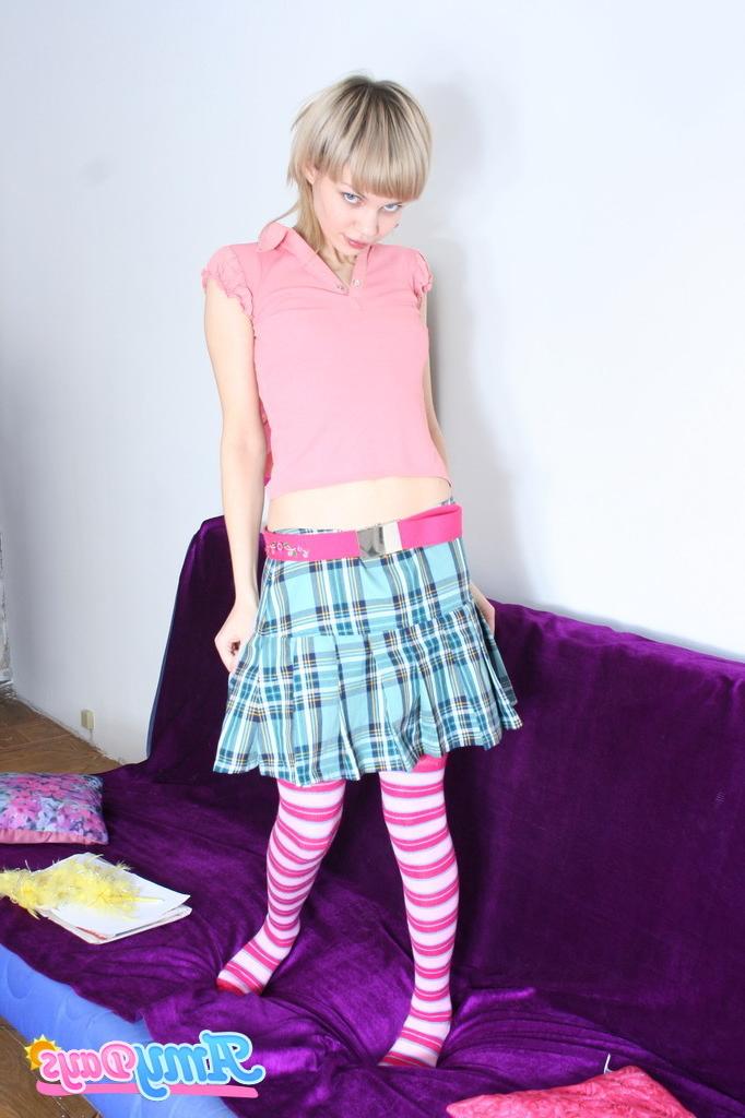 16P Blonde teen schoolgirl studying nude