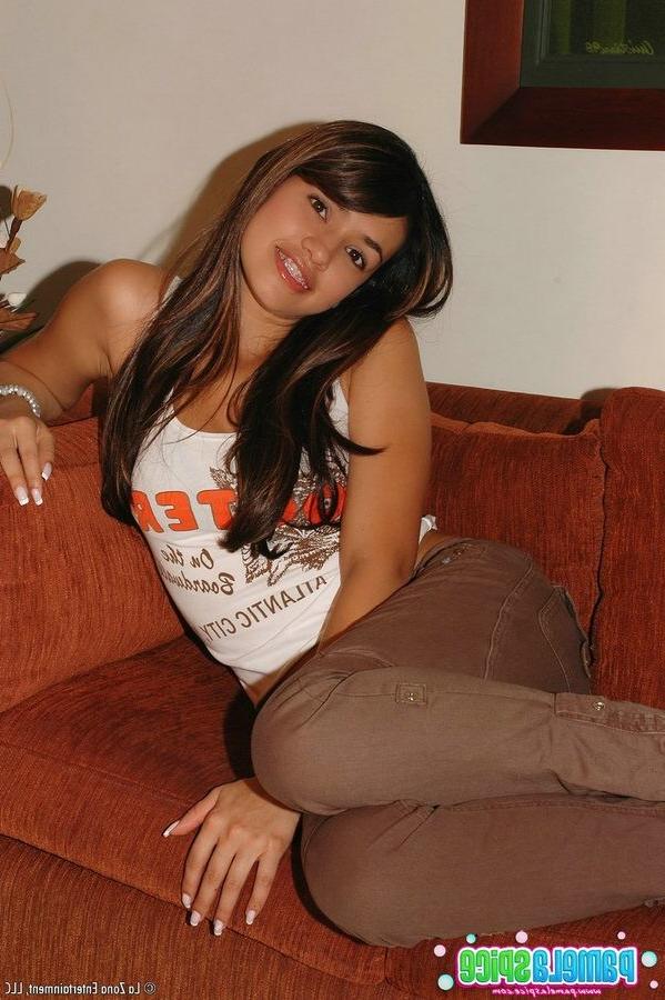 16P Busty Pamela Spice in hooters outfit and black thong